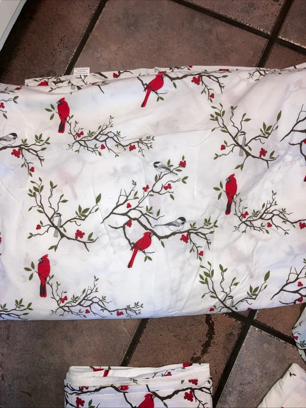 Cardinal & Chickadee Cotton King Set From The  Vermont Country Store